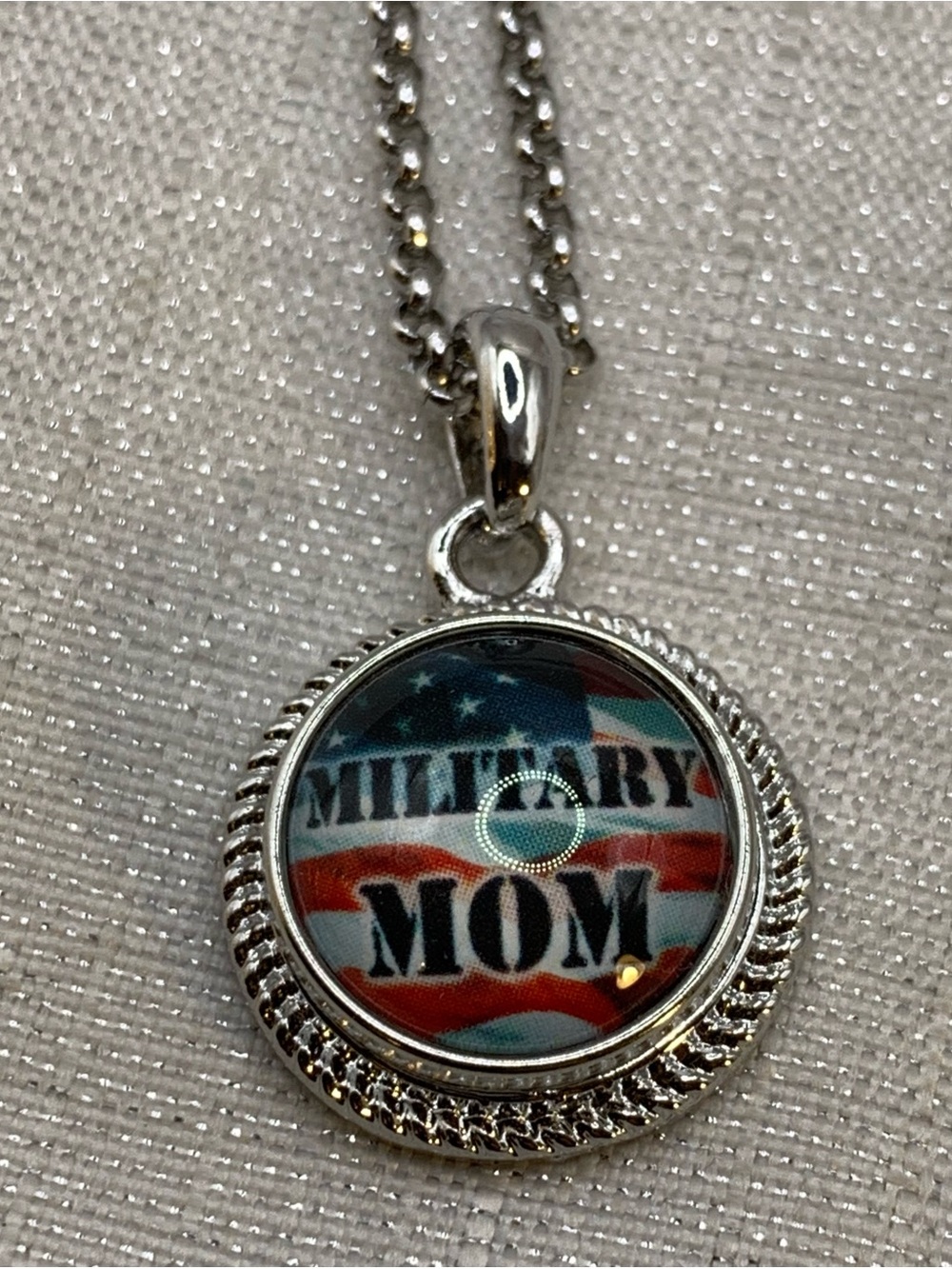 MILITARY MOM - Classic Circle Snap Button Charm Necklace - 18mm/20mm